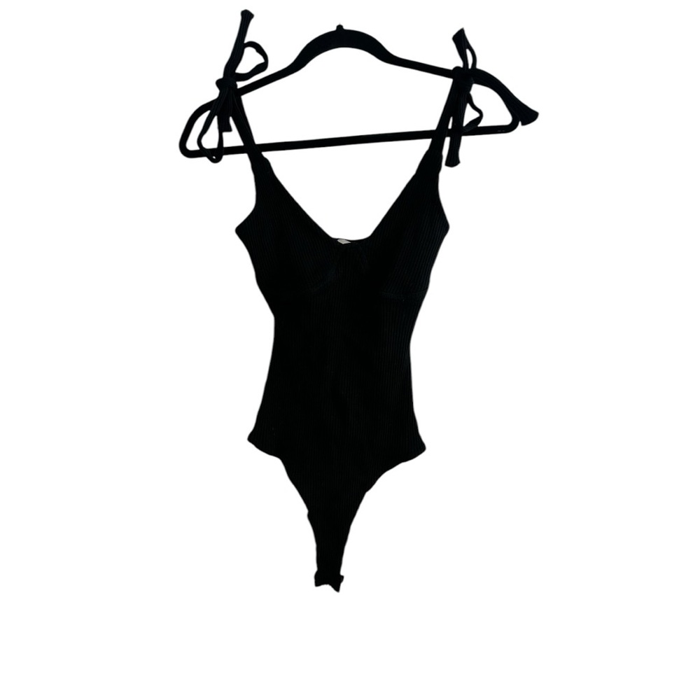 Black Tie-Shoulder Bodysuit - Picture 3 of 8
